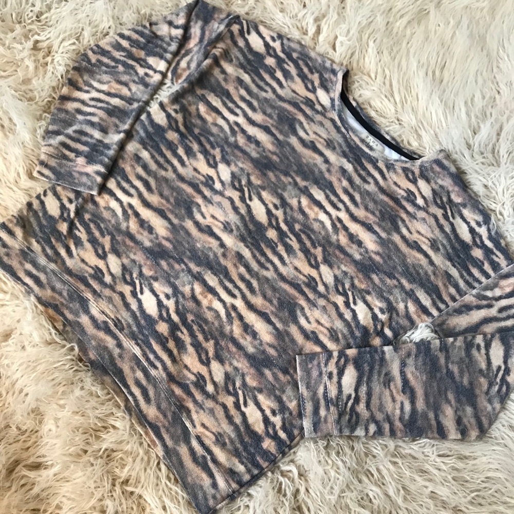 Zara zebra/tiger crew neck